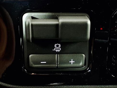 New 2026 GMC Sierra 1500 Elevation w/ Elevation Premium Package image 13