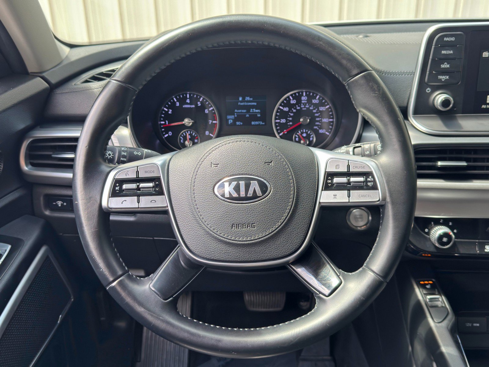 Used 2020 Kia Telluride S AWD/4WD image 19