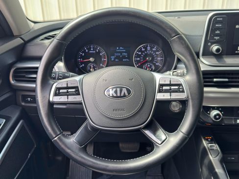 Used 2020 Kia Telluride S AWD/4WD image 19