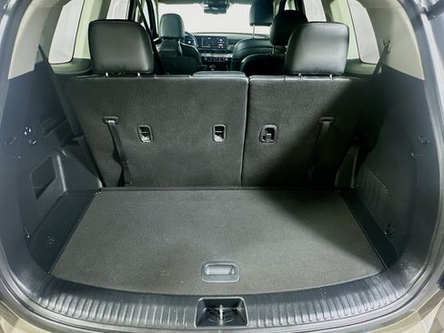 Used 2023 Kia Telluride EX w/ EX Captain's Chair Package FWD image 31