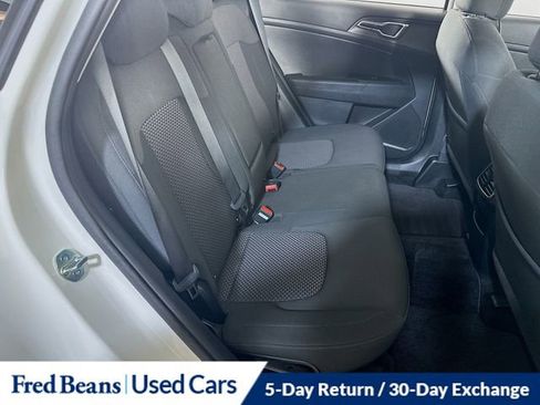 Used 2023 Kia Sportage LX image 13
