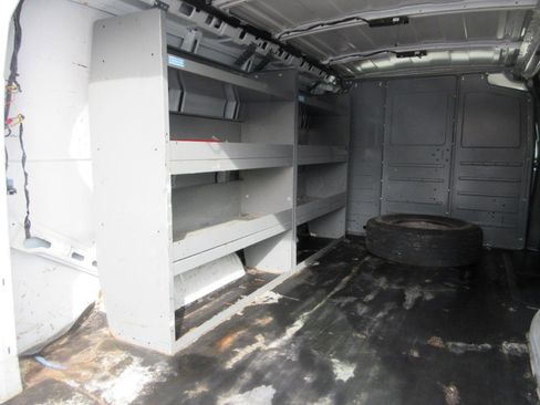 Used 2019 Chevrolet Express 2500 2500 Cargo image 16