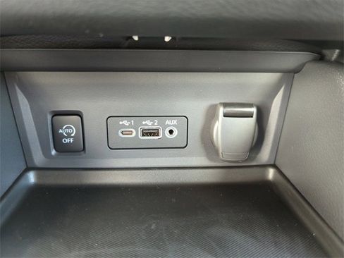 New 2025 Nissan Sentra SR w/ SR Premium Package image 33