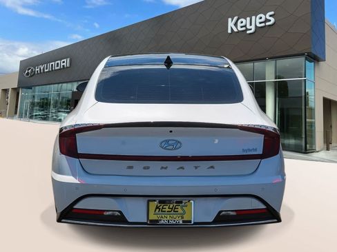 Used 2022 Hyundai Sonata Limited FWD image 6