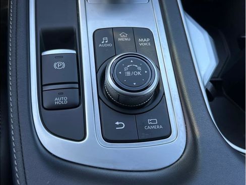 Used 2025 INFINITI QX60 Luxe w/ Black Edition FWD image 19