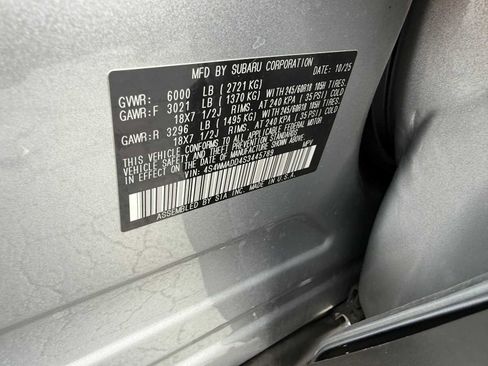 Certified 2025 Subaru Ascent Premium AWD/4WD image 33