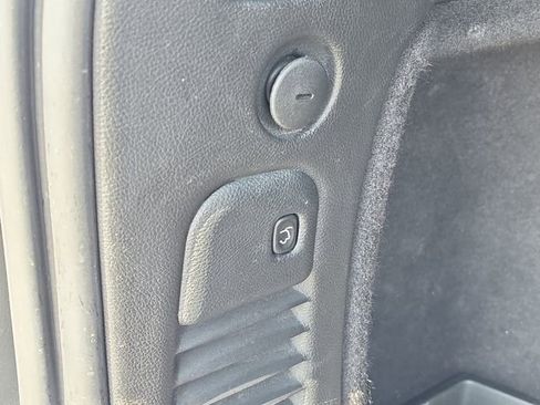 Used 2022 Dodge Durango GT RWD image 8