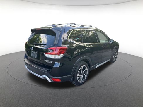Used 2022 Subaru Forester Touring AWD/4WD image 7