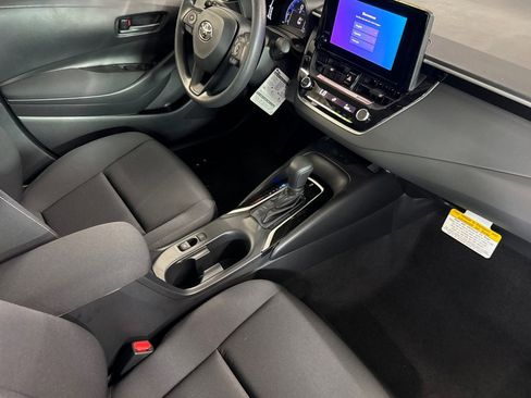 New 2026 Toyota Corolla LE FWD image 17
