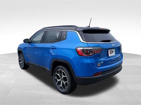 New 2026 Jeep Compass Limited w/ Sun, Sound & Navigation Group AWD/4WD image 3