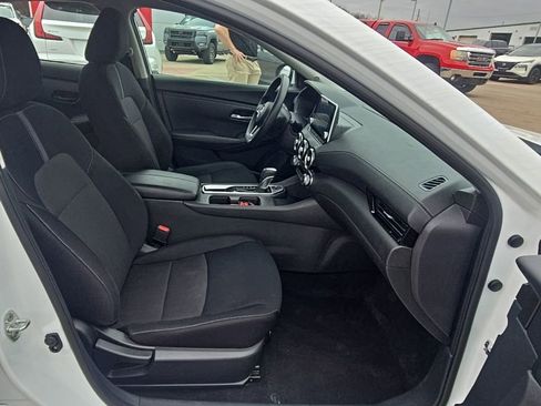 Used 2024 Nissan Sentra SV FWD image 20