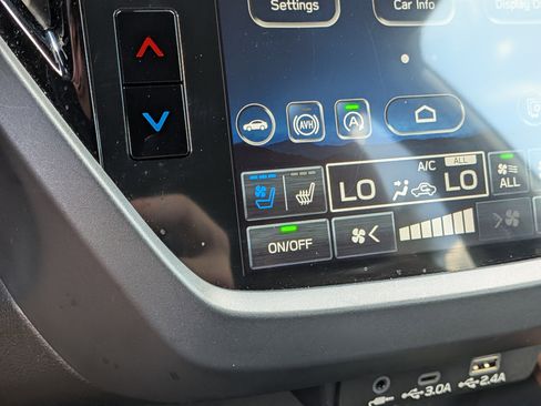 Used 2025 Subaru Forester Touring AWD/4WD image 33