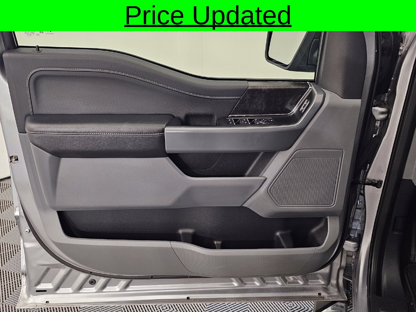 Used 2022 Ford F150 XLT w/ Equipment Group 302A High AWD/4WD image 2