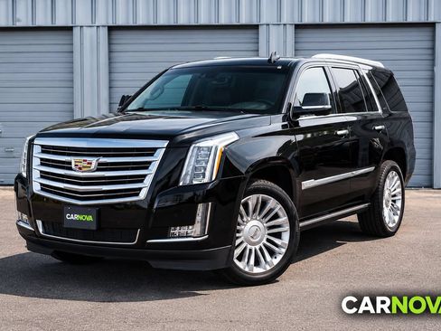 Used 2018 Cadillac Escalade Platinum AWD/4WD image 1