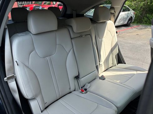 Used 2024 Kia Sorento S AWD/4WD image 20