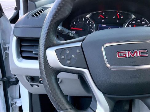 Used 2022 GMC Terrain SLE w/ Driver Convenience Package FWD image 21