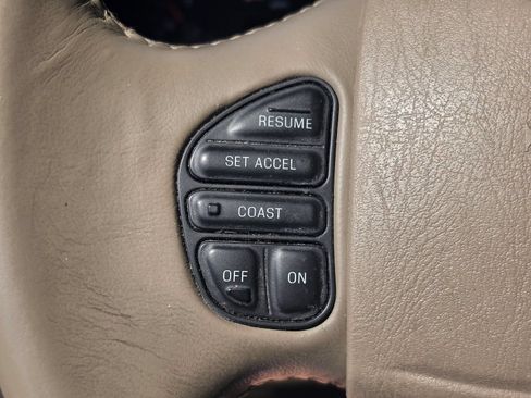 Used 2003 Ford Excursion Eddie Bauer RWD image 21