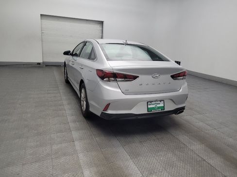 Used 2018 Hyundai Sonata SE FWD image 5
