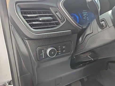 Used 2020 Ford Escape Titanium AWD/4WD image 27
