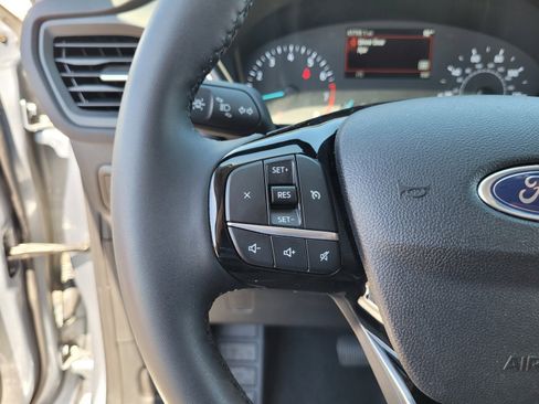 Used 2022 Ford Escape SE w/ Convenience Package FWD image 23