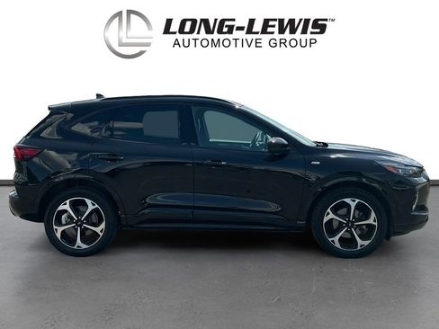 Certified 2023 Ford Escape ST-Line Elite w/ Premium Technology Package AWD/4WD image 8