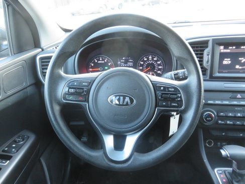 Used 2019 Kia Sportage LX w/ LX Popular Package image 13