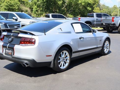 Used 2011 Ford Mustang GT Premium w/ GT Coupe Accessory Pkg 4 RWD image 8