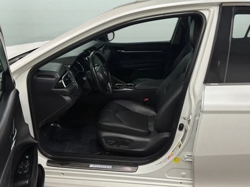 Used 2018 Toyota Camry XSE w/ Audio Package FWD image 21