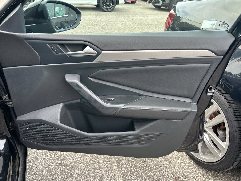 Certified 2024 Volkswagen Jetta Sport FWD image 36