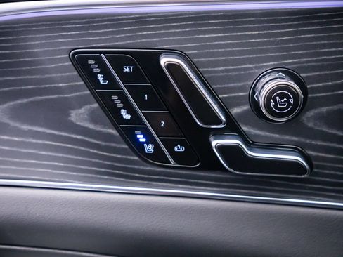 Certified 2024 Cadillac Lyriq Sport AWD/4WD image 31