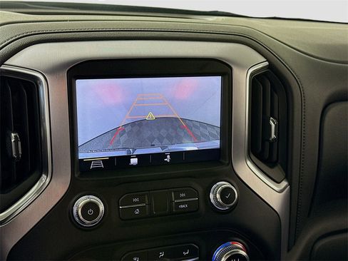 Used 2019 GMC Sierra 1500 SLT w/ SLT Premium Package image 7