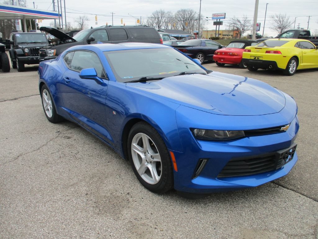 Used 2017 Chevrolet Camaro LS RWD image 2
