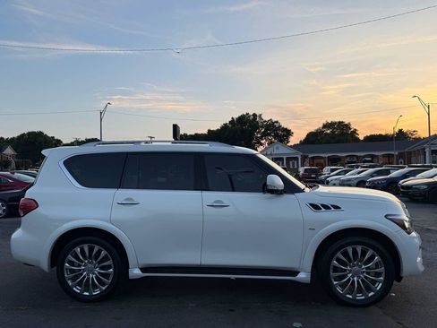 Used 2016 INFINITI QX80 4WD w/ 22" Wheel Package image 9