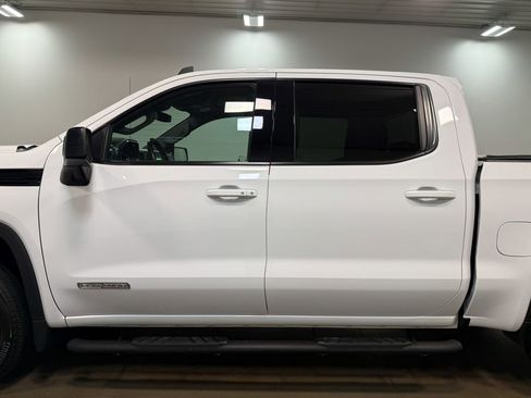 Used 2022 GMC Sierra 1500 Elevation AWD/4WD image 39