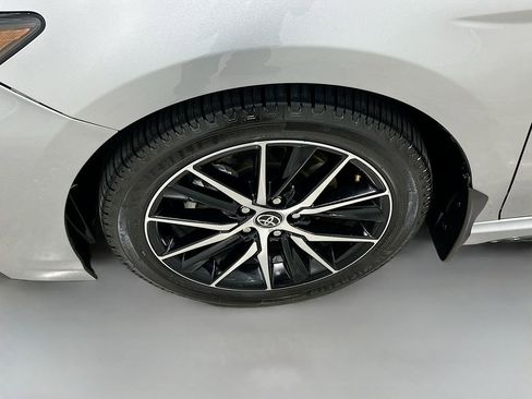 Used 2024 Toyota Camry SE FWD image 30