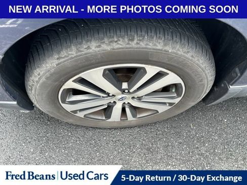 Used 2018 Subaru Outback 2.5i Limited AWD/4WD image 2