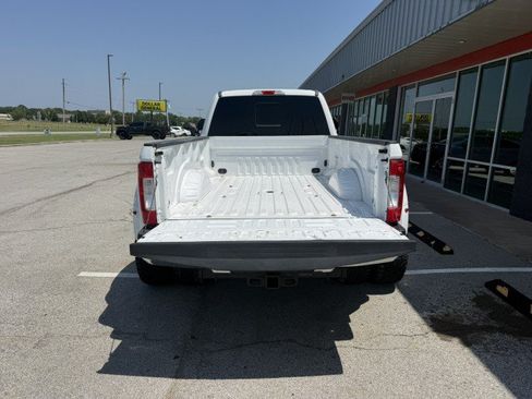 Used 2018 Ford F350 Lariat w/ Chrome Package AWD/4WD image 5