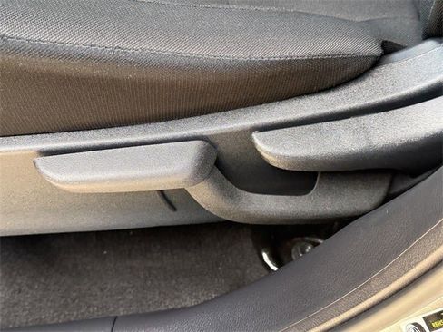 Used 2024 Nissan Kicks S image 22