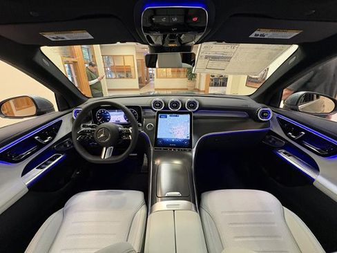New 2026 Mercedes-Benz GLC 300 image 12