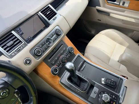 Used 2011 Land Rover Range Rover Sport HSE LUX AWD/4WD image 26