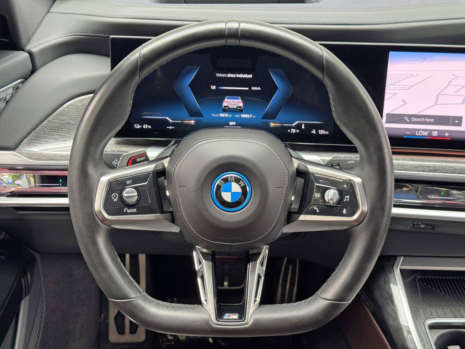 Used 2023 BMW i7 xDrive60 w/ Executive Package 2 AWD/4WD image 20