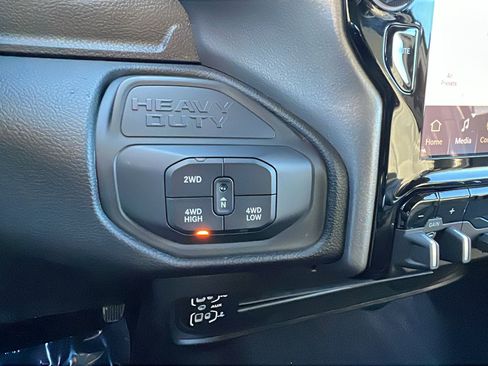 Used 2025 RAM 2500 Big Horn image 30