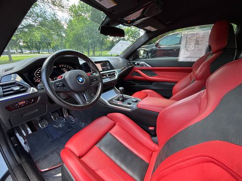 Used 2021 BMW M4 Coupe w/ Executive Package RWD image 26