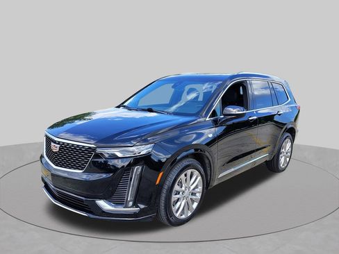 Used 2024 Cadillac XT6 Premium Luxury w/ LPO, Floor Liner Package AWD/4WD image 5