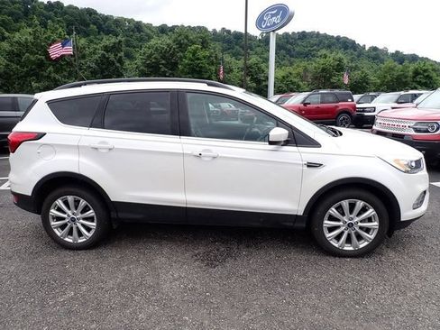 Used 2019 Ford Escape SEL AWD/4WD image 7