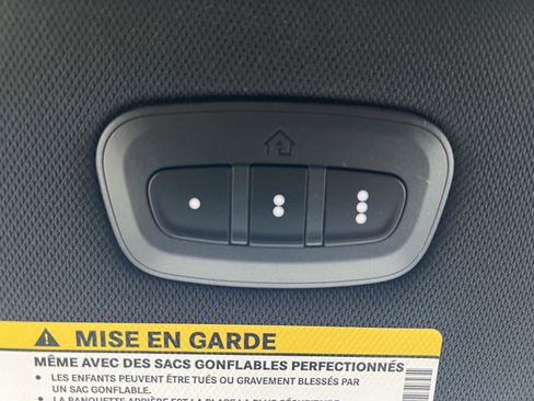 New 2026 Chrysler Pacifica Select image 37