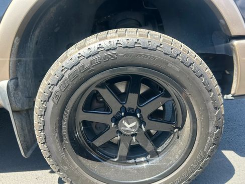 Used 2014 Ford F150 King Ranch w/ King Ranch Luxury Package AWD/4WD image 4