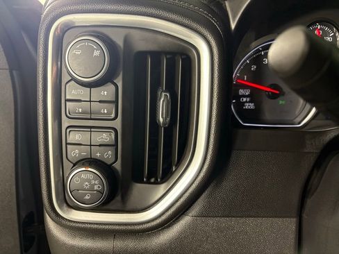 Used 2019 Chevrolet Silverado 1500 LTZ image 30