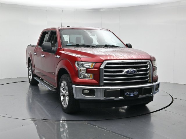 Used 2017 Ford F150 XLT w/ Equipment Group 302A Luxury RWD image 4