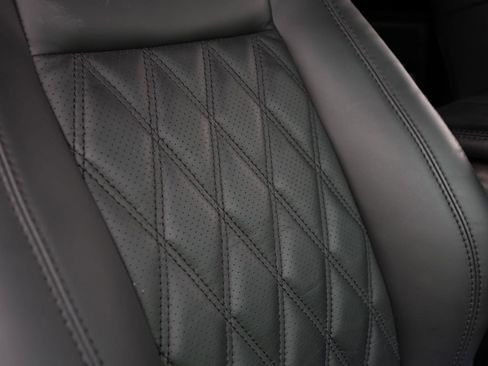 Used 2016 Ford F450 XLT w/ XLT Interior Package image 57